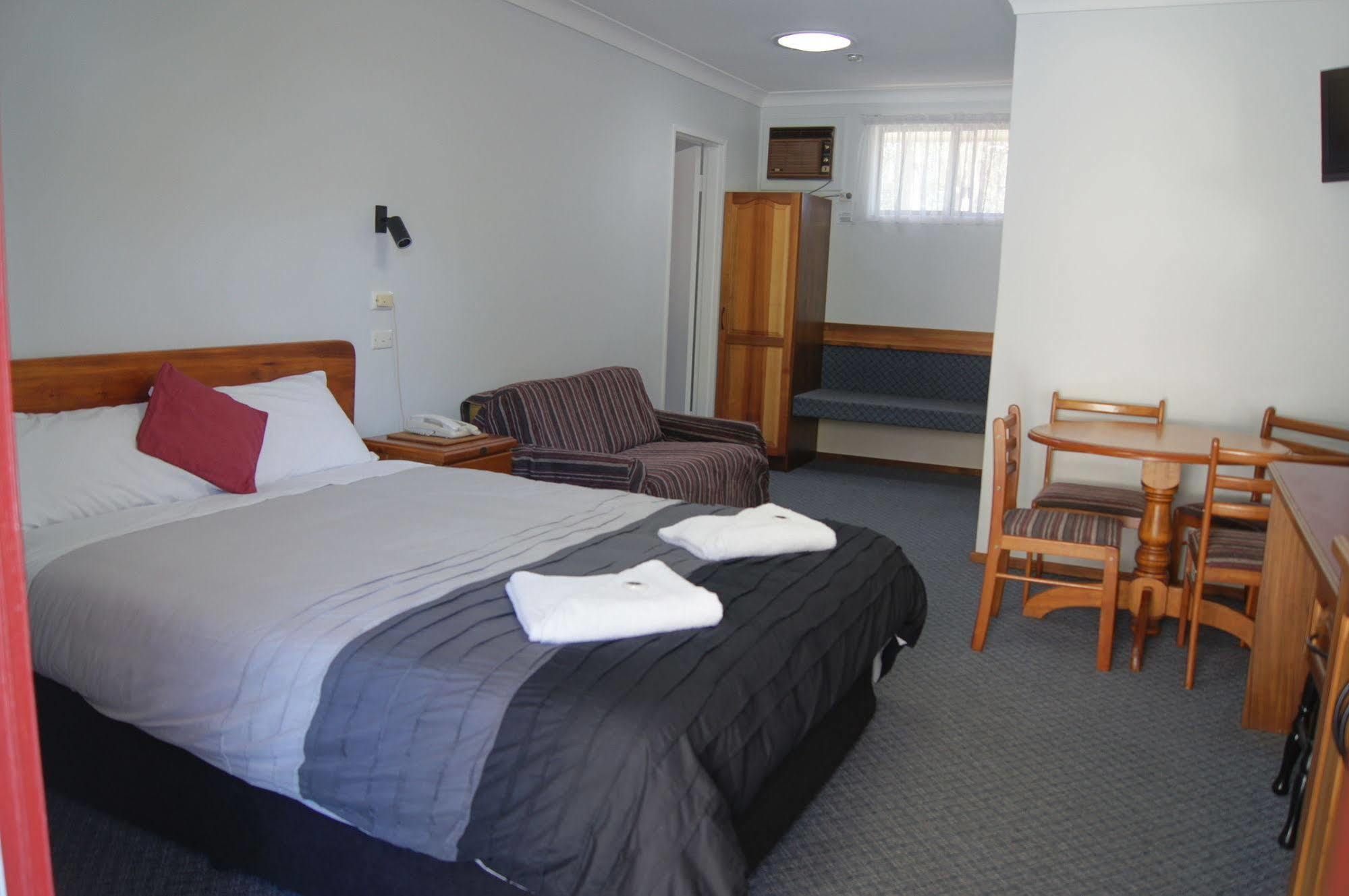 Kempsey Powerhouse Motel Bagian luar foto